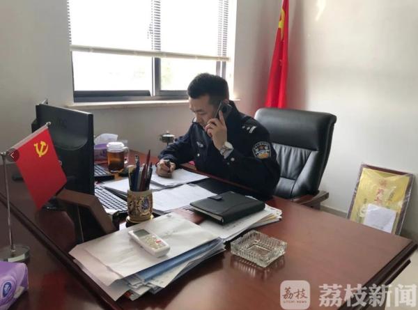 委员建议，限制15岁以下学生使用智能手机，是保护还是挑战？
