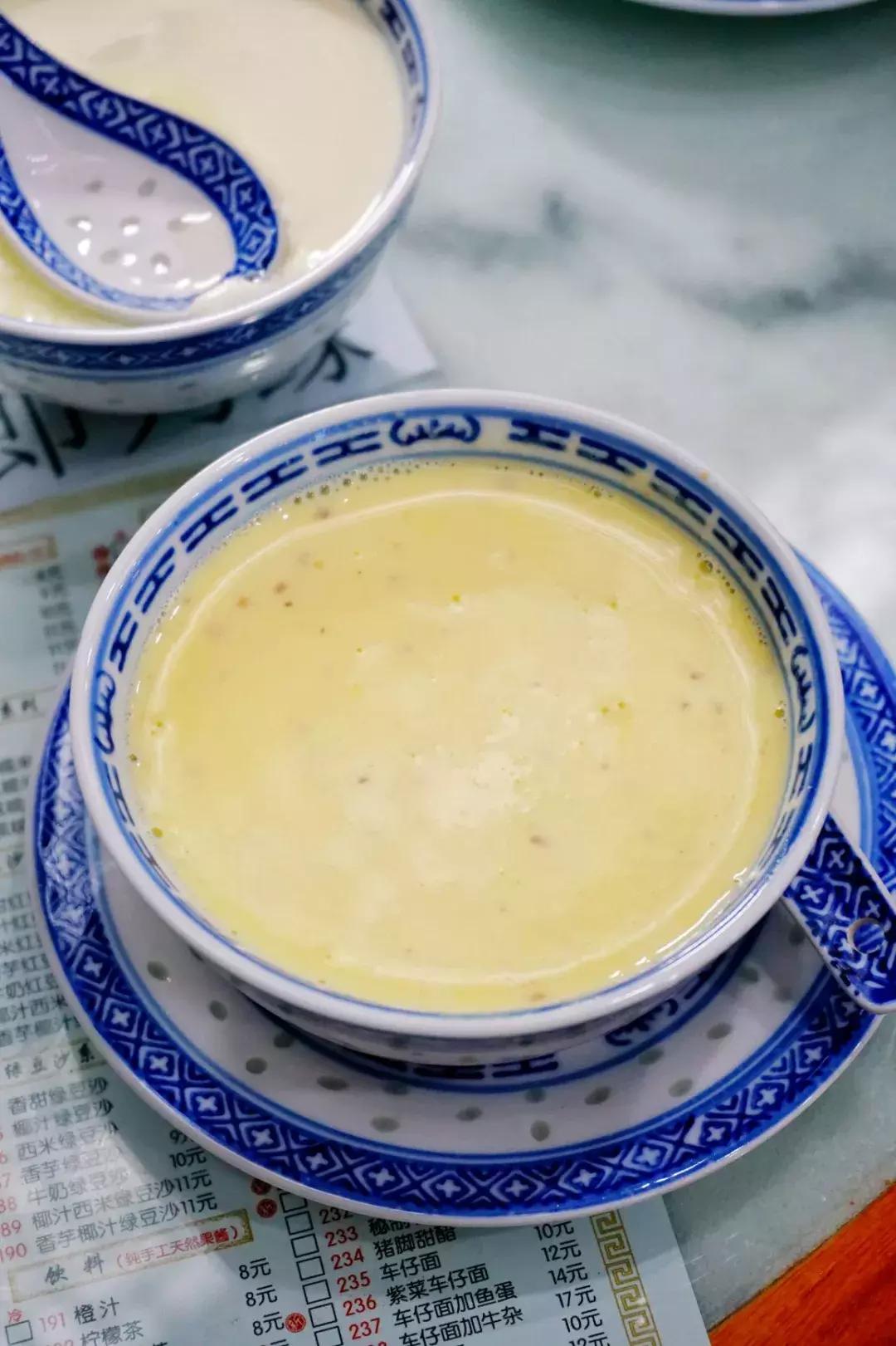 巴黎世家甜品，一场味蕾的盛宴