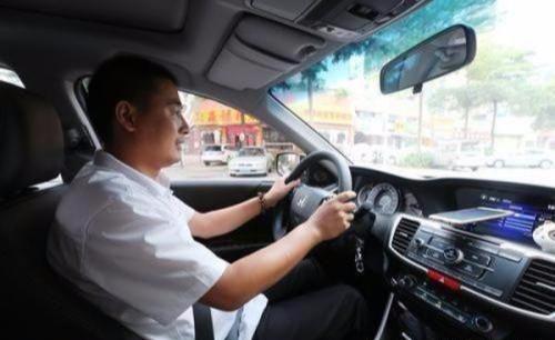 多地严查全职顺风车，背后的原因与影响