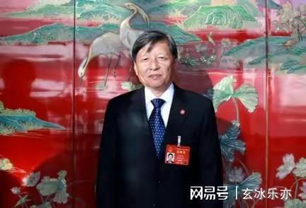 曹德旺办学校，教育之光下的企业家担当