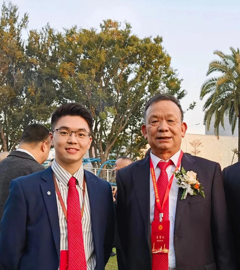 曹德旺投资的学校选址，引领未来教育的明灯