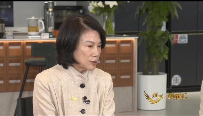 小米高管疑似回应董明珠言论，一场关于企业领导力的热议