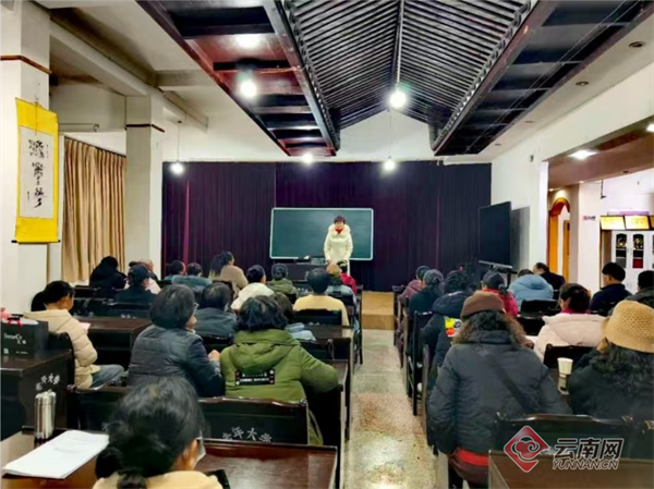千万60后涌向老年大学的热潮