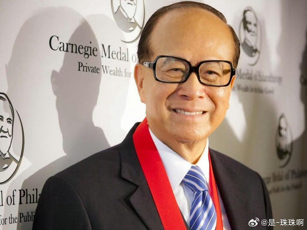 官方再批李嘉诚卖港口给美国，跨国交易的背后