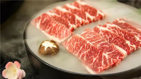 九田家烤肉，地域特色的美食盛宴