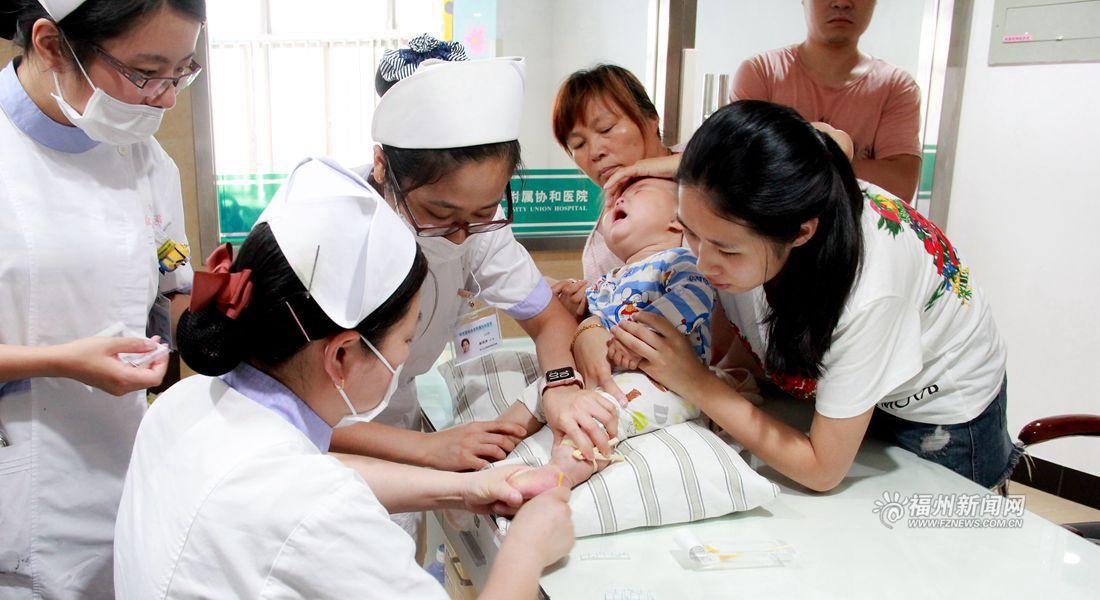 护士打针找不到血管，如何化解尴尬？