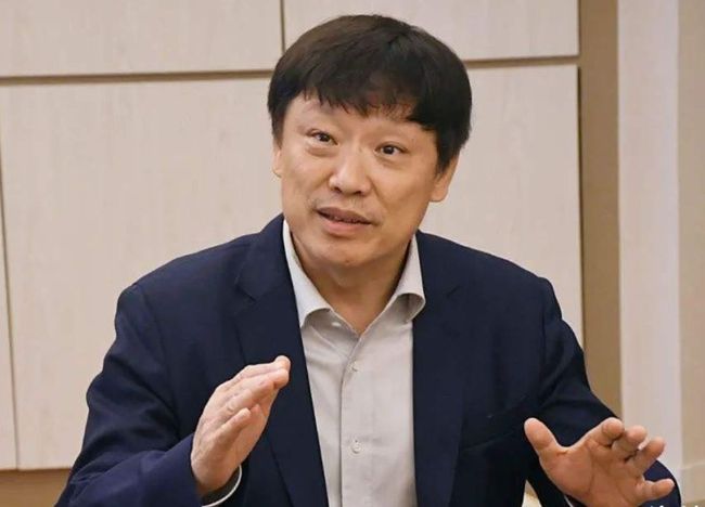 胡锡进，长江和记应当对祖国有信心