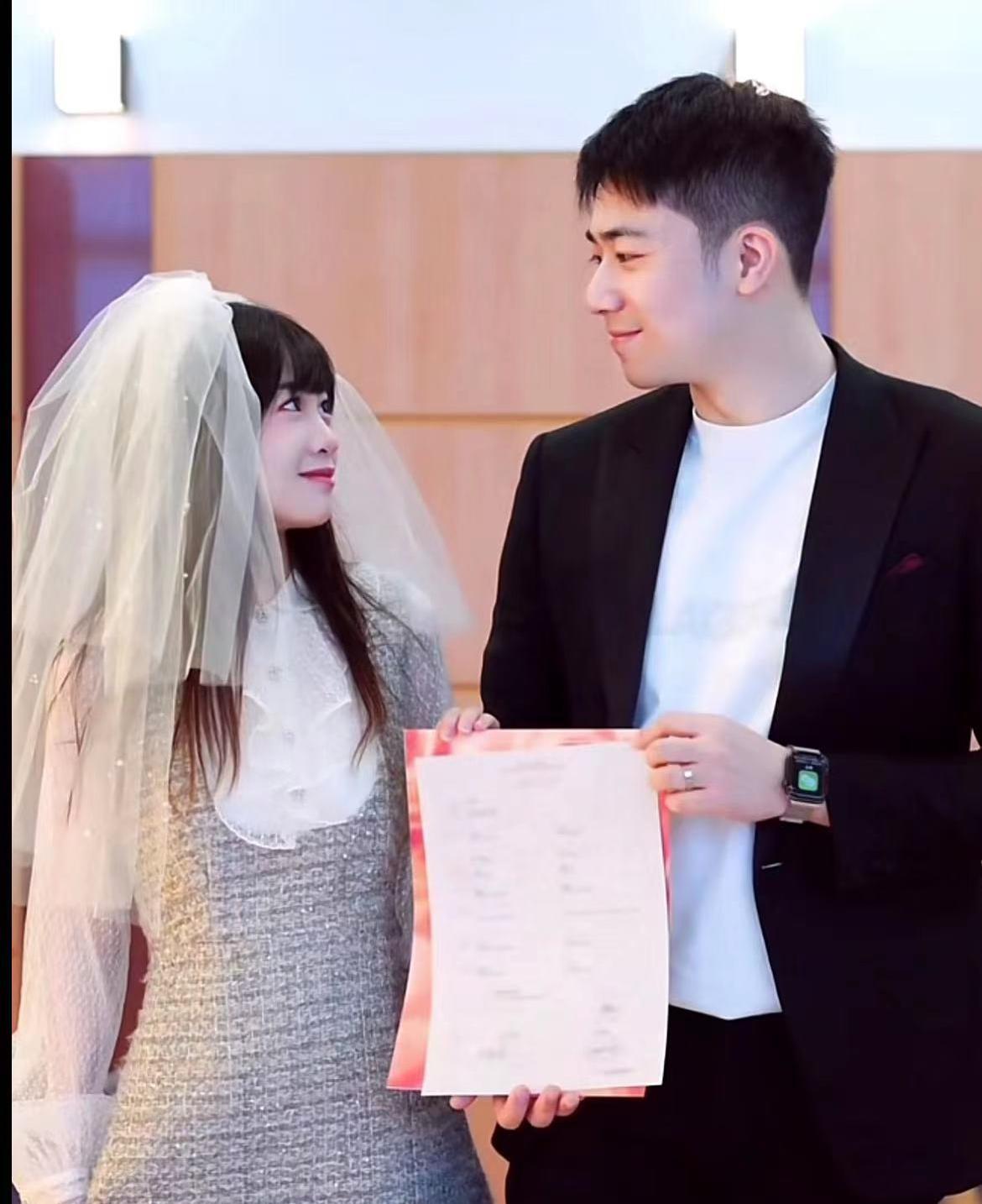 特步董事长老婆，背后的故事与影响力