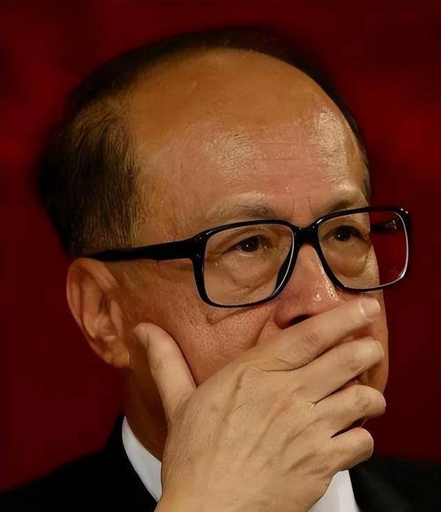 美财团欲购李嘉诚旗下43个港口，背后有何图谋？