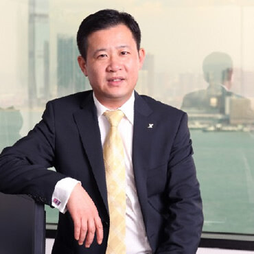 特步公司总裁，引领潮流，铸就辉煌