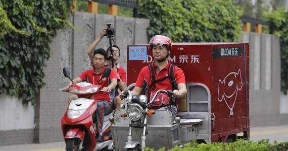 刘强东，京东快递员退休金超5000元