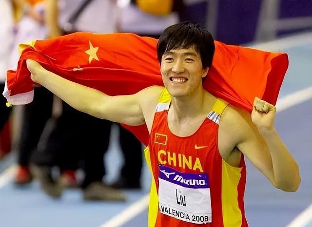 我国运动员刘翔打破的世界纪录是多少？揭秘刘翔的辉煌成就