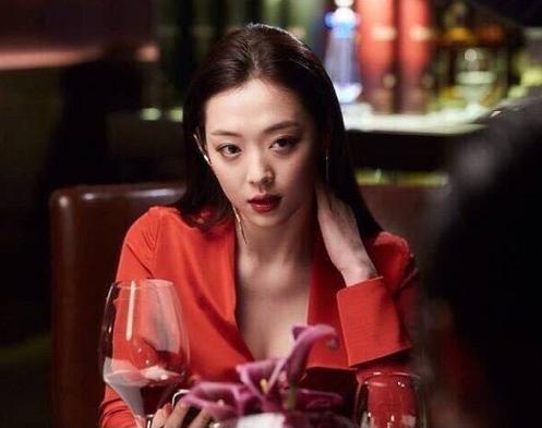 金秀贤ins粉丝，超级人气的背后故事