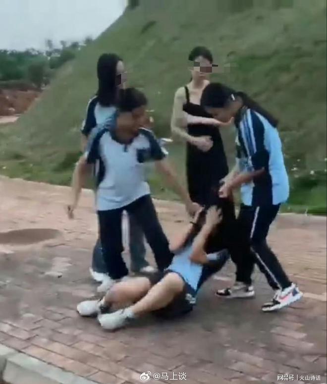 南宁一学生遭多人殴打事件深度解析