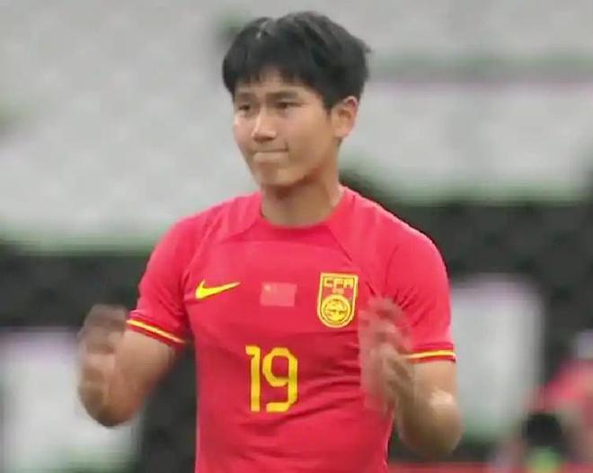 U22国足1比0绝杀韩国，一记震撼亚洲的青春风暴