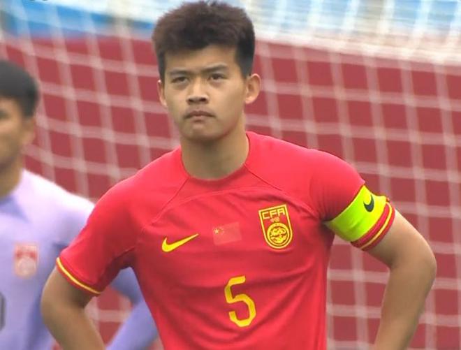U22国足1比0绝杀韩国，一记震撼亚洲的青春风暴