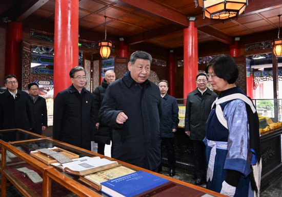 多彩大地风采无限
