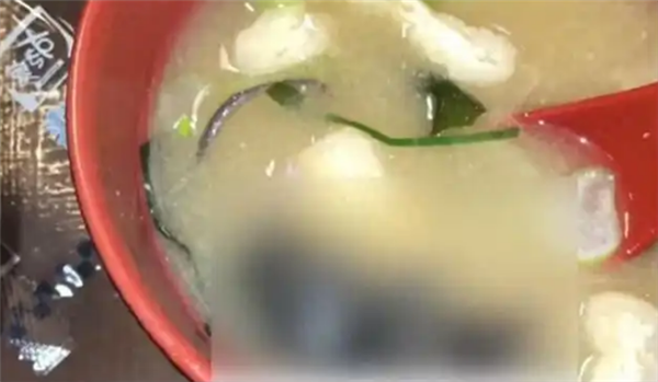 味噌汤中的老鼠尸体，一场意料之外的食品安全风波