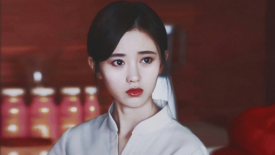 鞠婧祎，母仪天下的风范