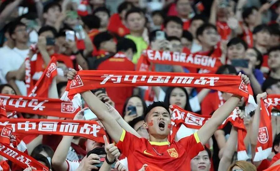 中澳之战引爆球迷狂热，球票炒至万元天价