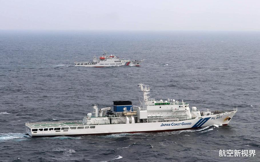 日本多艘船只闯钓鱼岛，中国海警果断出手