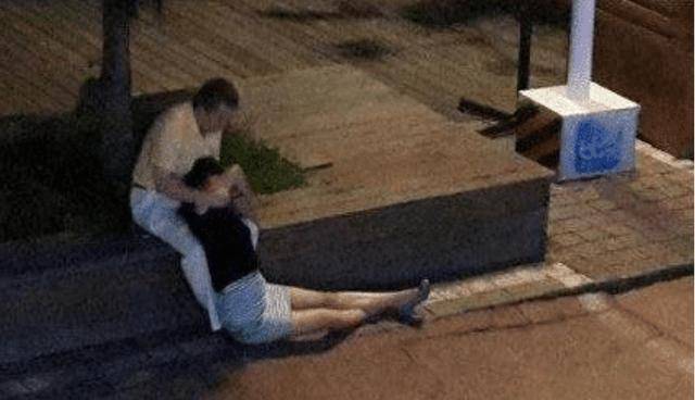 两女孩在鬼屋遭强制猥亵事件，一人获刑，警示社会