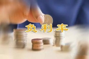 存钱会越来越亏吗？深度解析货币存储的价值与风险