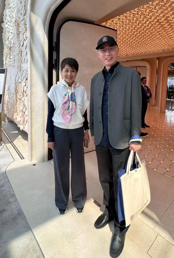 马云、邓文迪、章泽天等现身香港，一场跨界精英的盛宴