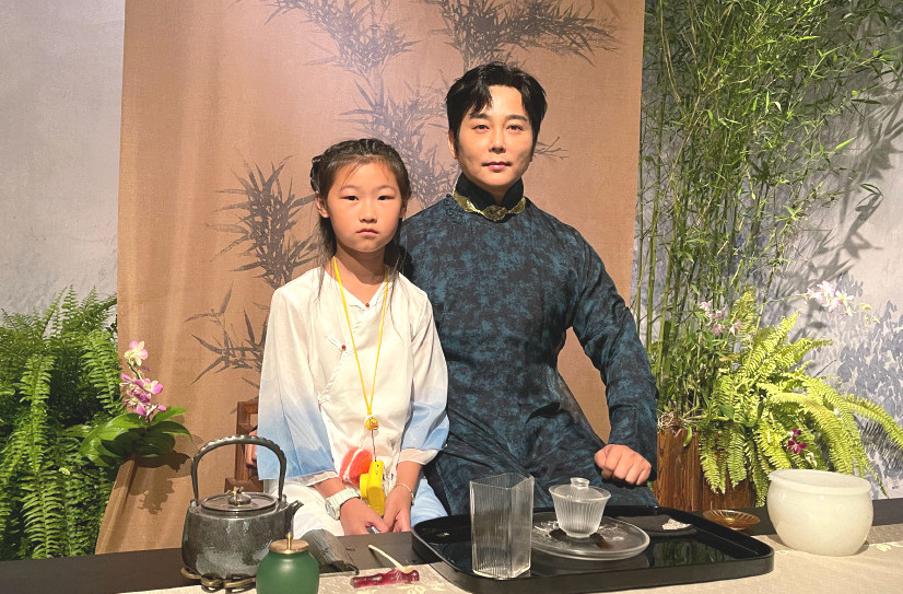 岳云鹏生日女儿跳舞，温馨瞬间成网络热门话题