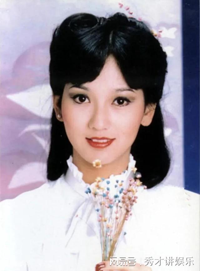 赵雅芝儿子简历，星光熠熠的娱乐圈新星