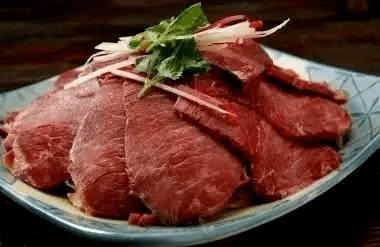 驴肉火烧里掺马肉，店长获刑——食品欺诈行为的警示