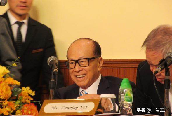原驻美大使回应李嘉诚港口交易行为，深度解读与观察