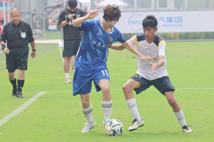 海港小将李新翔，上去就是拼