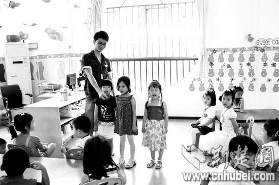 武汉一幼儿园的别样课堂，巡山成为课程主旋律，占比达70%