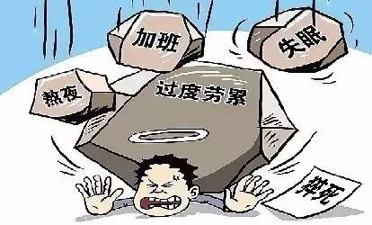 男子发明懒人喂鸡法，十天喂一次，轻松养鸡新体验