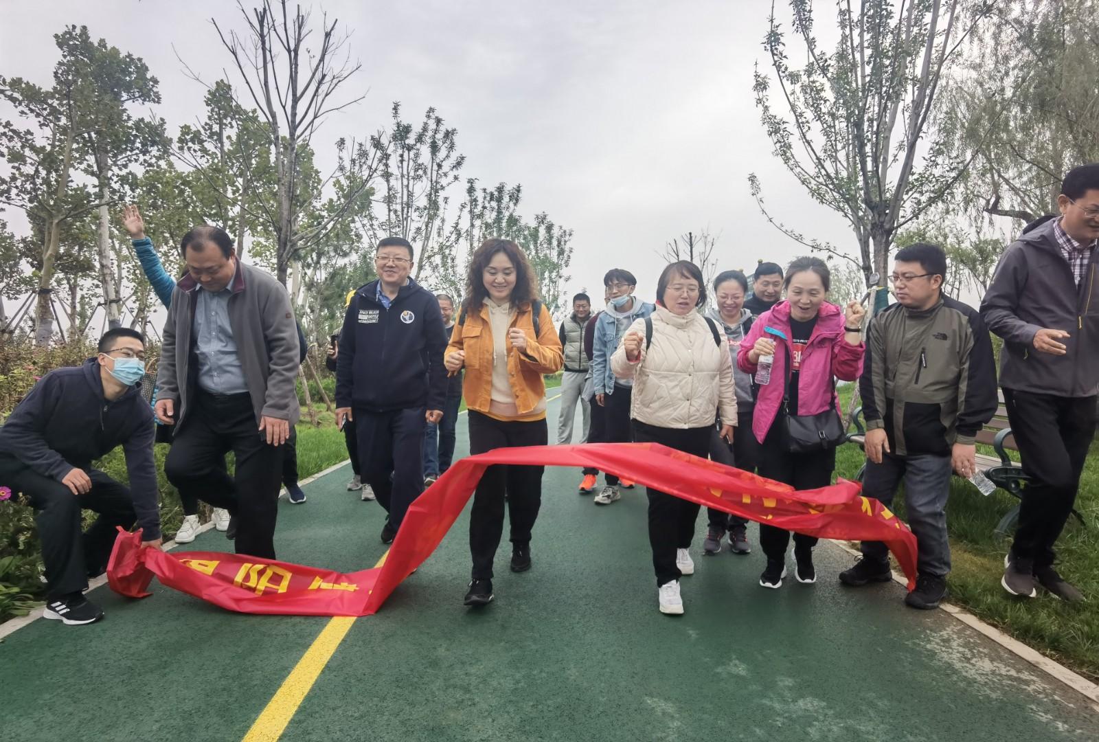 精神病人被强制治疗视频