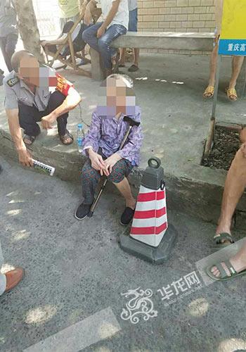 老人离世后的孙子遭遇，电话被殡葬公司打爆