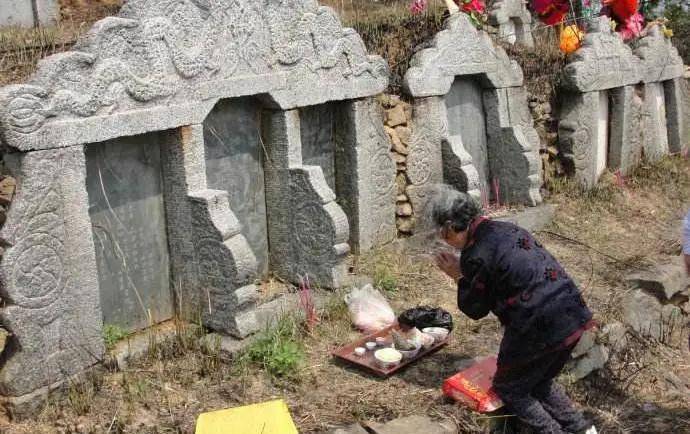 家族盛事，三十余人的祭祖露营之旅