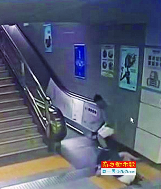 深圳地铁电梯视频，城市脉动的新视角