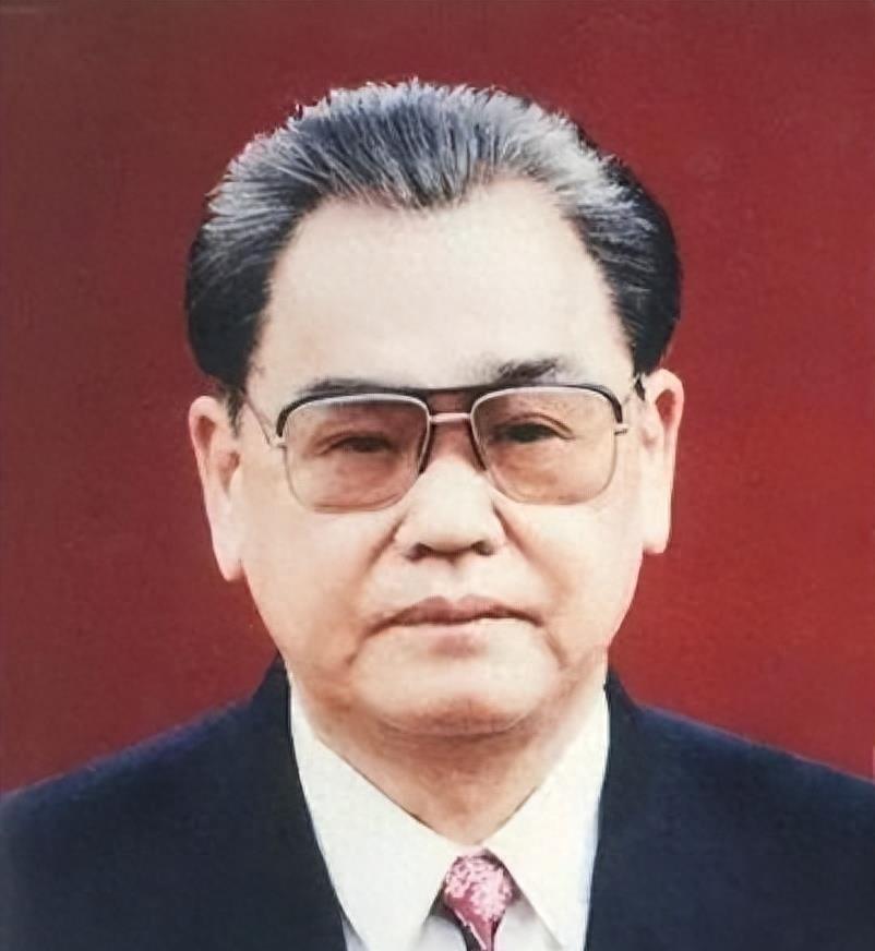两位副国级参加典礼，国事荣耀与国家力量的展现