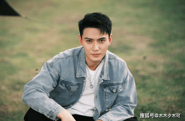 徐正溪退圈照顾生病父亲一年后复出，逆境中的坚韧与勇气