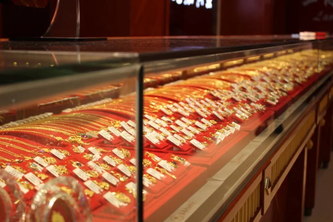 黄金店，探寻金光闪耀的宝藏世界