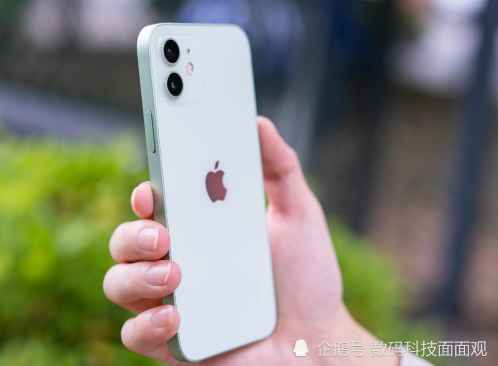 曝iPhone 19 Pro外形颠覆，一场科技与美学的融合革命