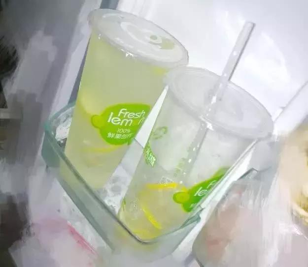 蜜雪冰城大型社死现场