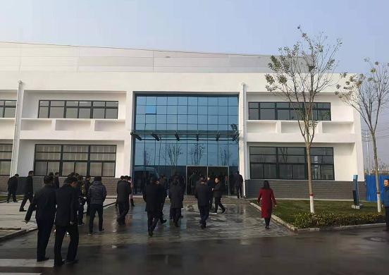实测北京风力可推动100斤的人，探索自然力量与科技的融合