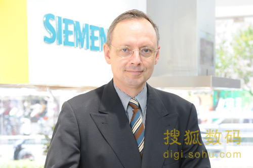 西门子高管及家人遇难背后