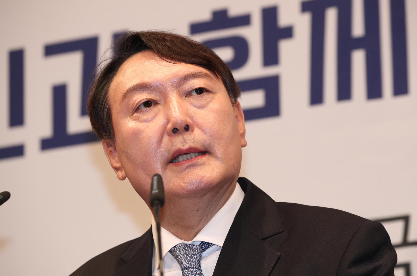 韩国总统候选人尹锡悦，引领未来的希望之星