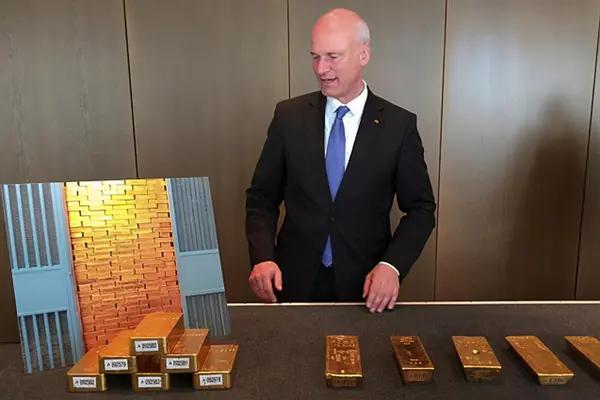 全球瞩目，15国联手运回美联储黄金大动作解析
