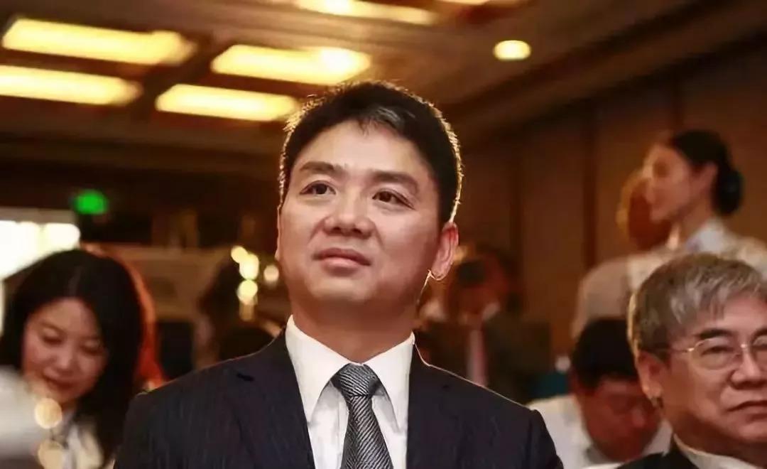 京东利润突破三亿，电商巨头的盈利之道
