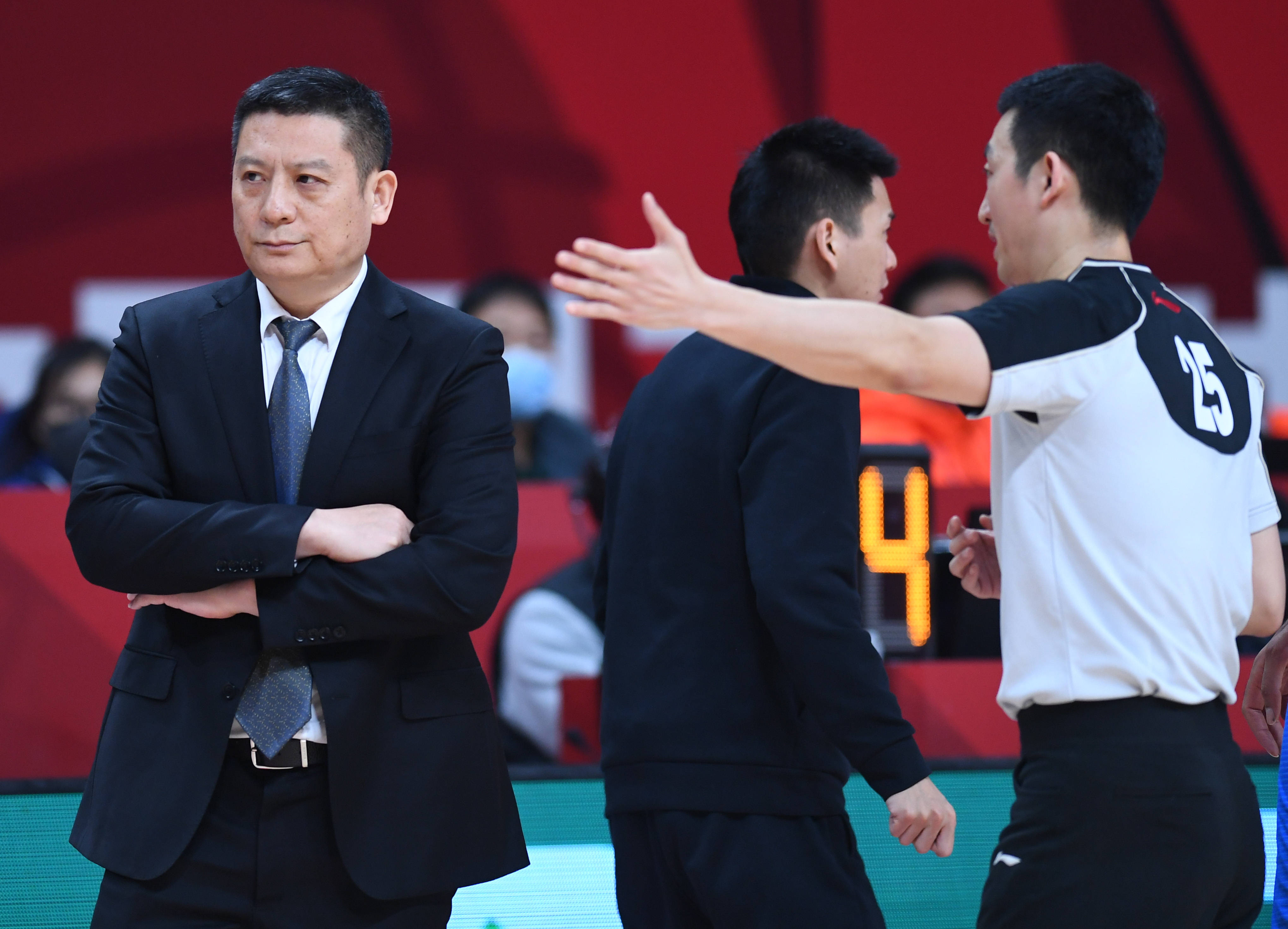 浙江队主教练，引领变革，铸就辉煌